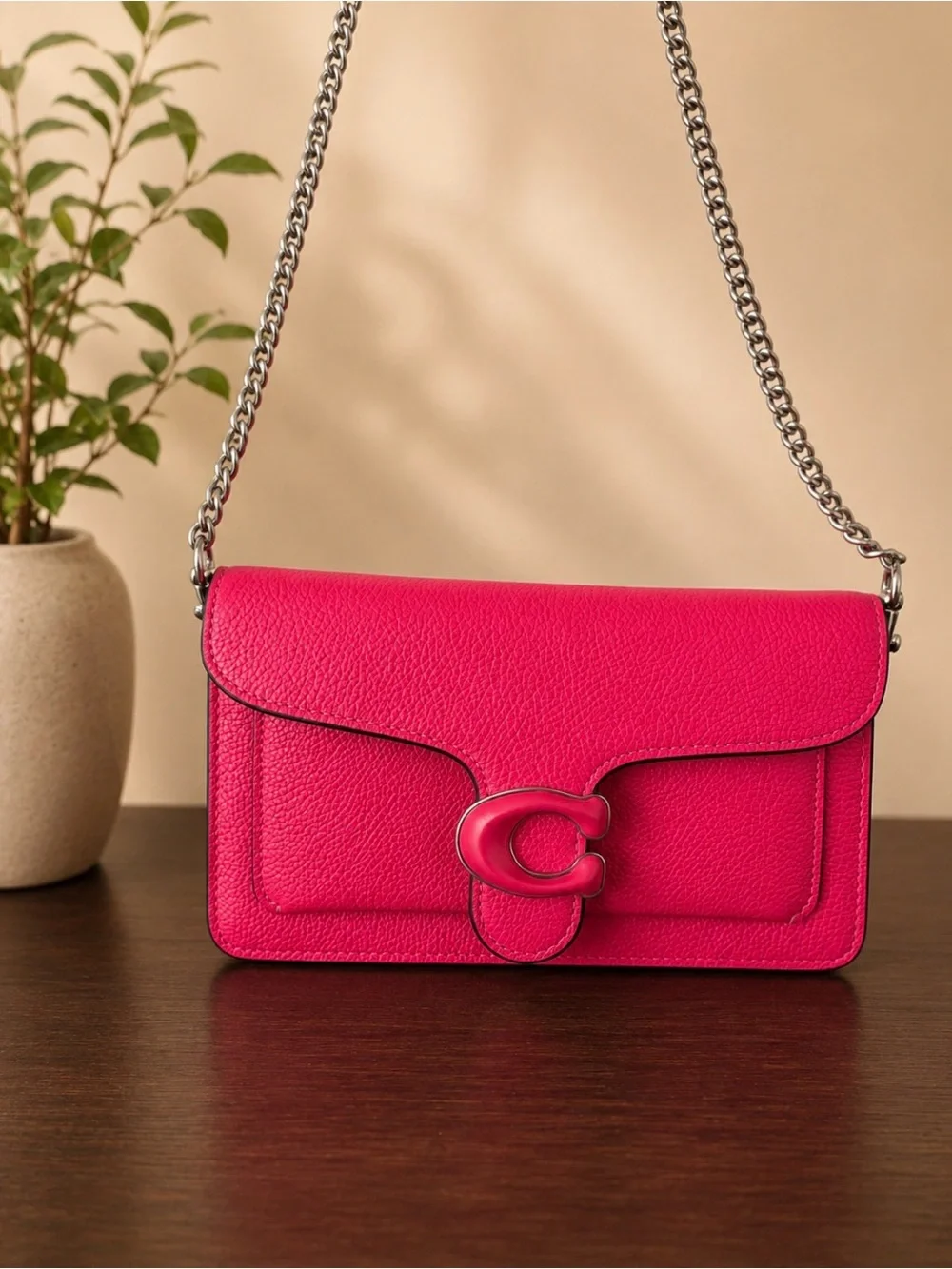 Coach Tabby 19 in dragonfruit - Chain Shoulder Bag